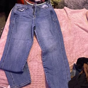 Woman’s Jeans